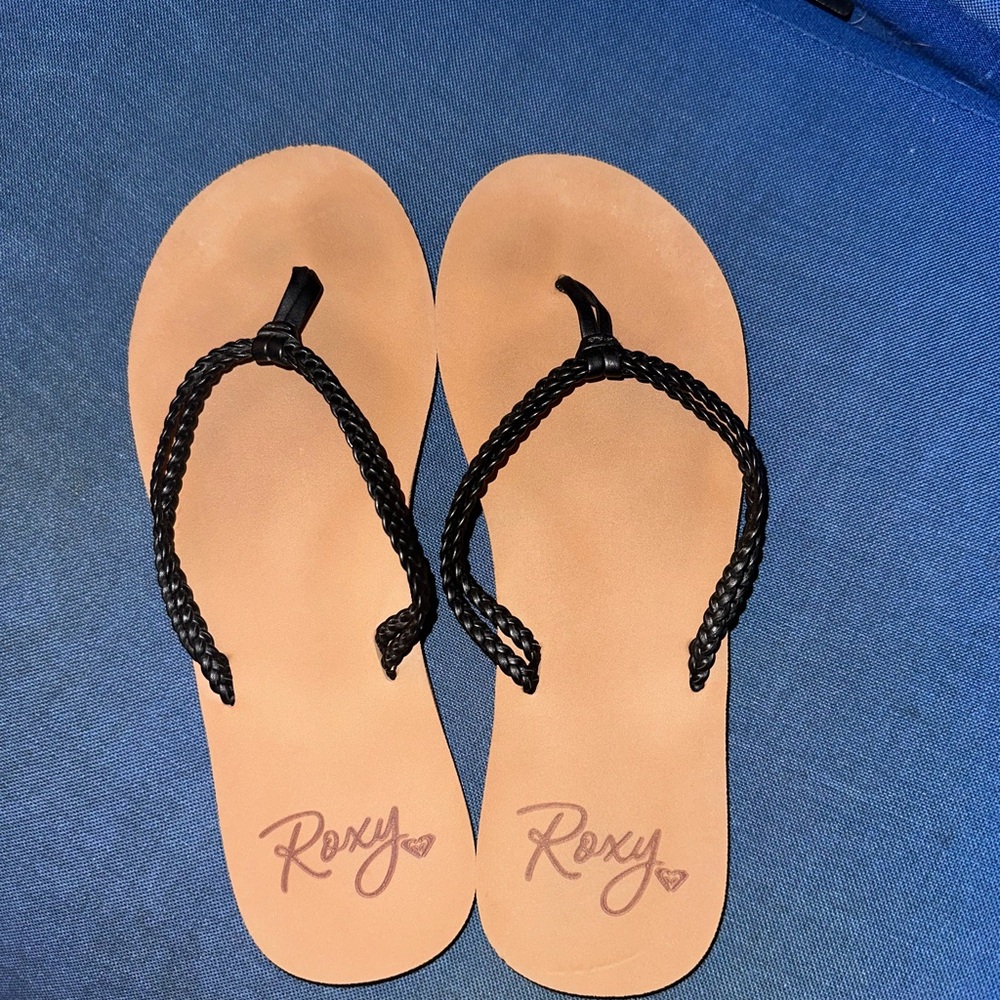 Roxy sandals